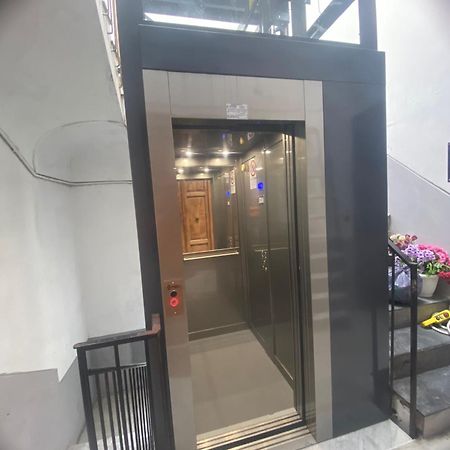 La Terrazza Nel Centro Villa Nápoly Kültér fotó